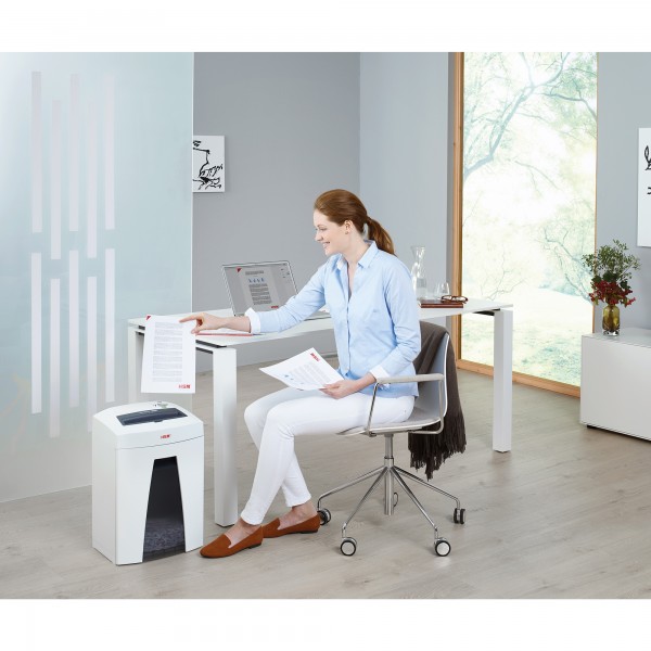Hsm Aktenvernichter SECURIO C16 (1902111)Partikel 4x25mm + gratis 1 Flasche Spezialöl